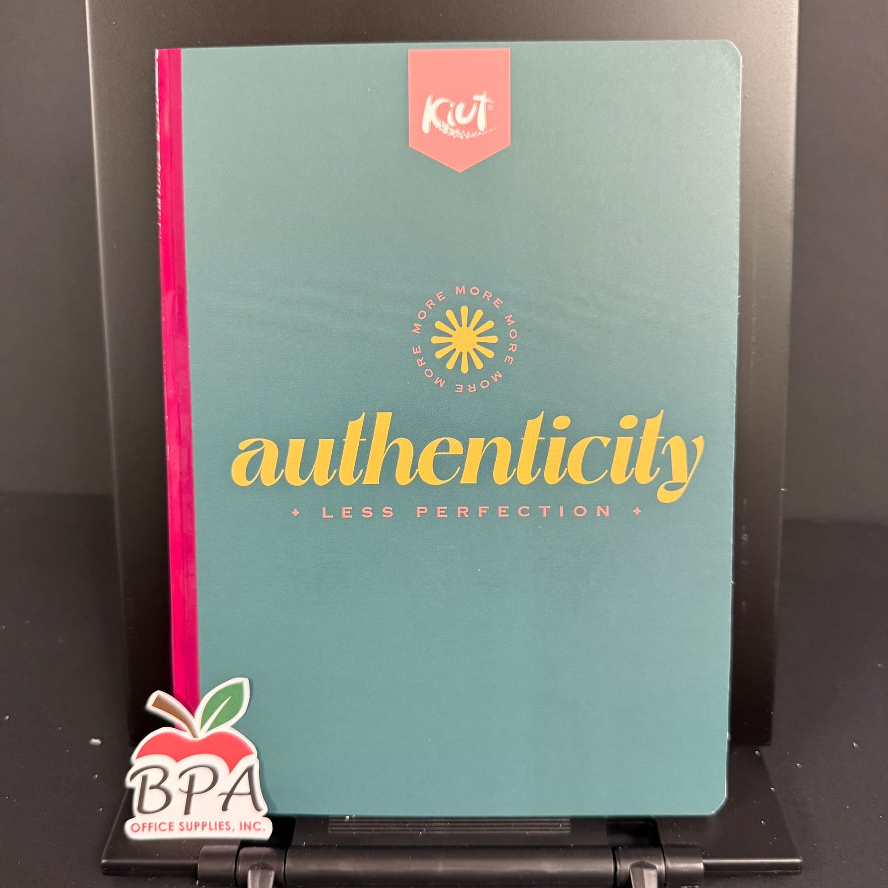 Norma •  Libreta grande "Kiut 2025" (Variedad de estilos)