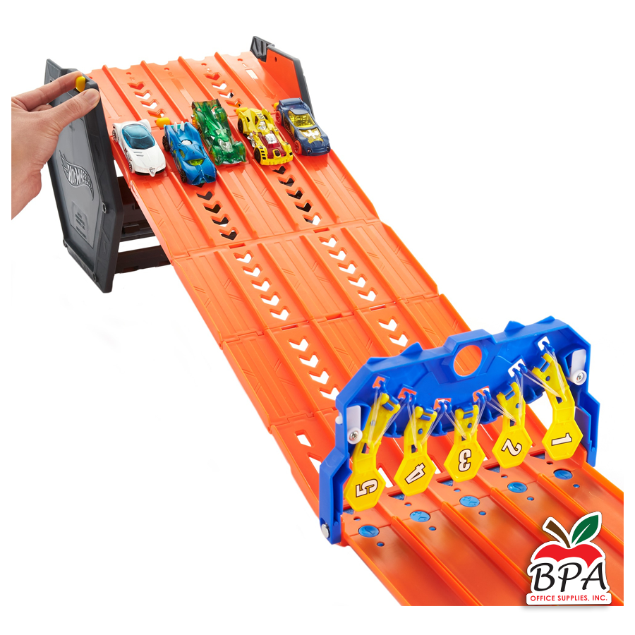 Mattel • Hot Wheels - Roll Out Raceway Track
