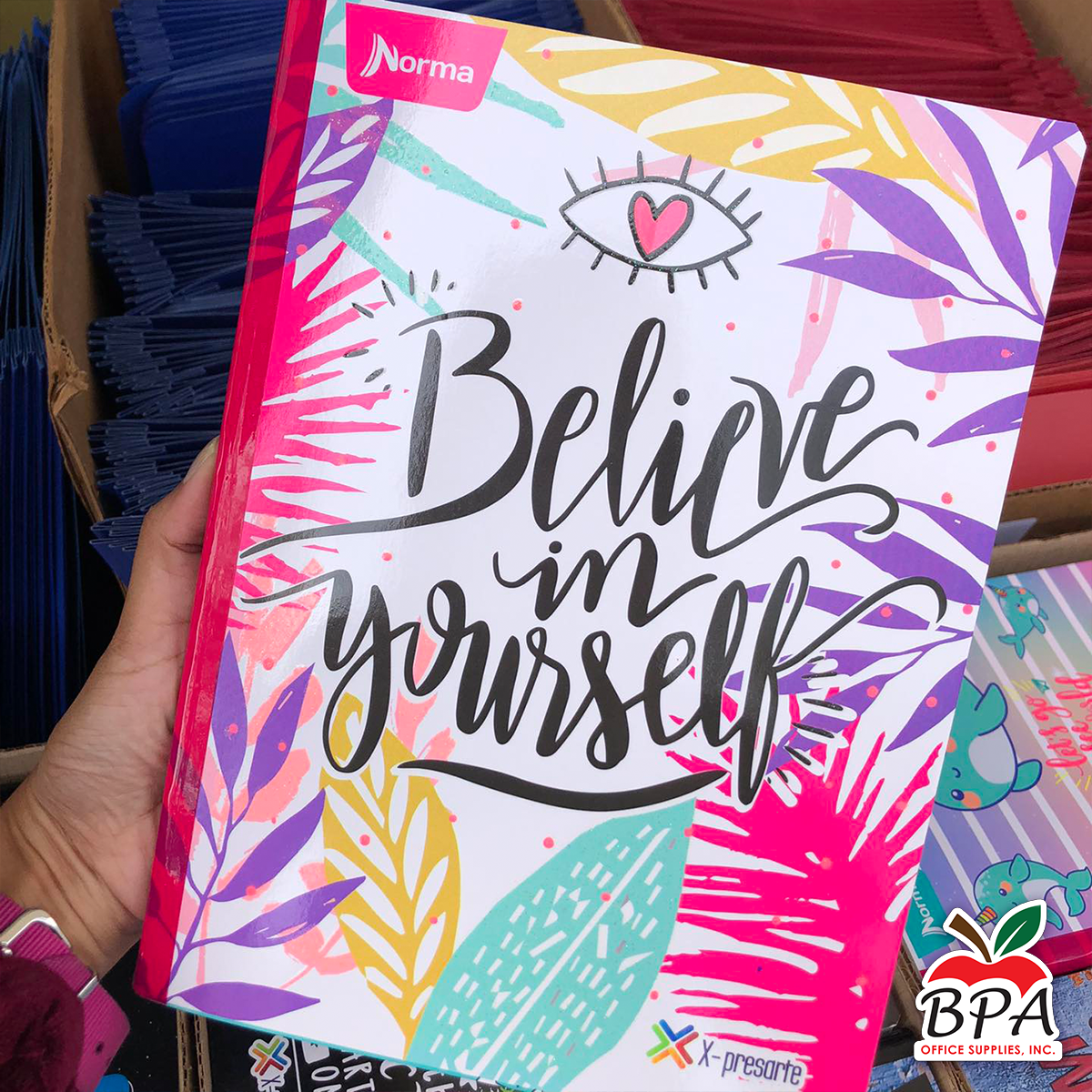 Norma •  Libreta grande "X-presarte" (Variedad de estilos)